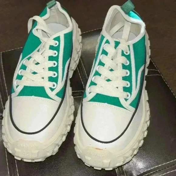 SHEIN platform sneakers - Picture 1 of 7